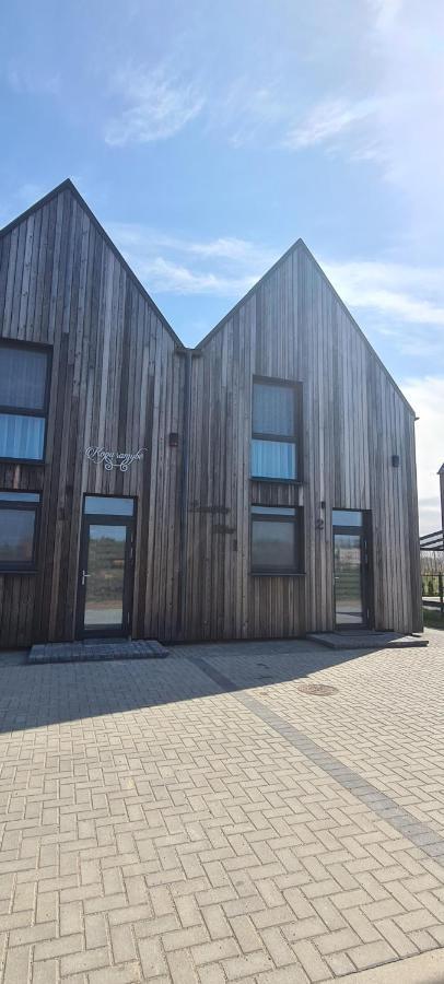 Kopu Ramybe Apartment พาลังกา ภายนอก รูปภาพ