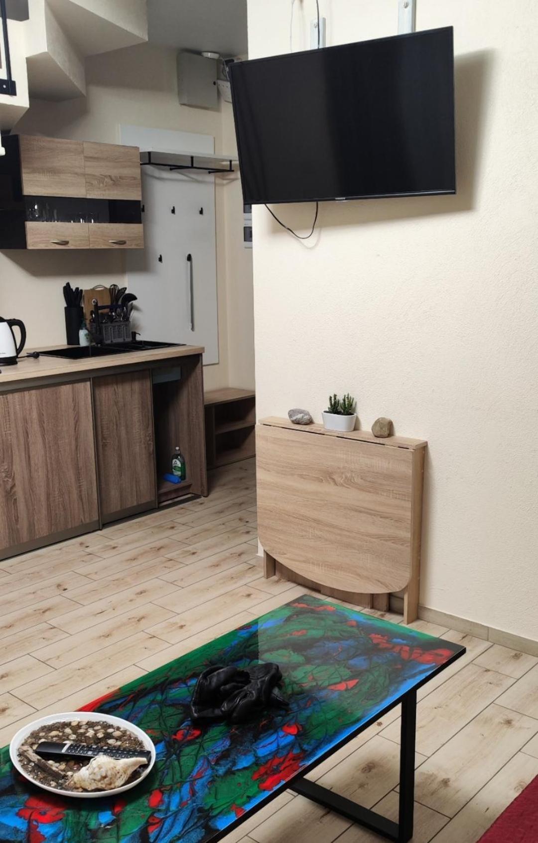 Kopu Ramybe Apartment พาลังกา ภายนอก รูปภาพ